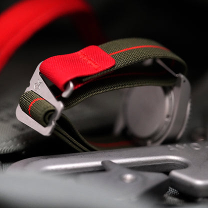 Grappleband Red Tab [Fixed Bar & Spring Bar Version]