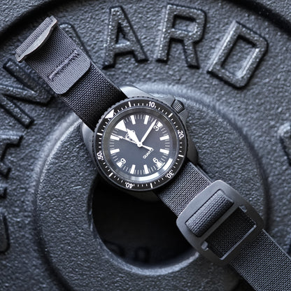 Riggerband M2 Blackout PVD [Fixed Bar & Spring Bar Compatible]