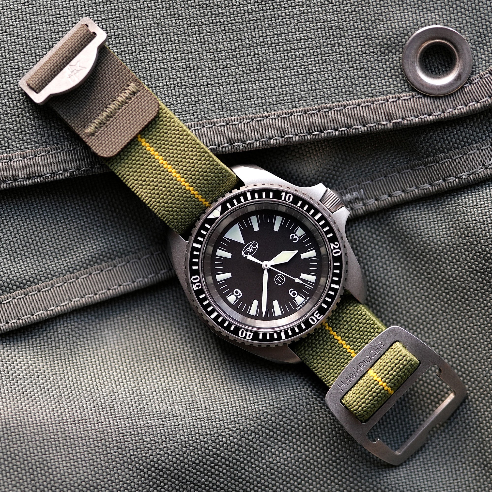 Riggerband M2 Vintage Green/Yellow [Fixed Bar & Spring Bar Compatible ...