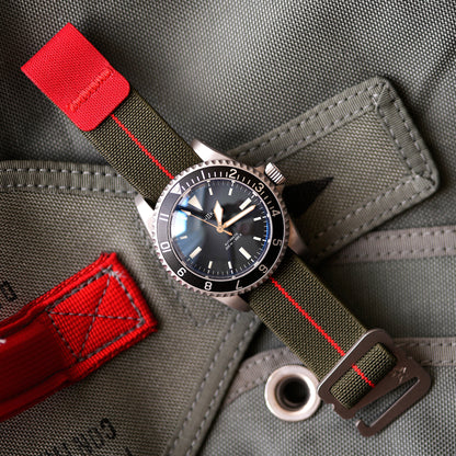 Grappleband Red Tab [Fixed Bar & Spring Bar Version]